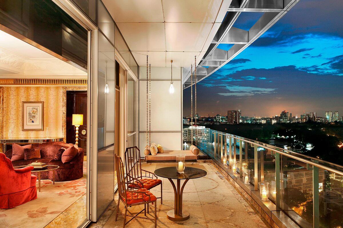 presidential suite balcony